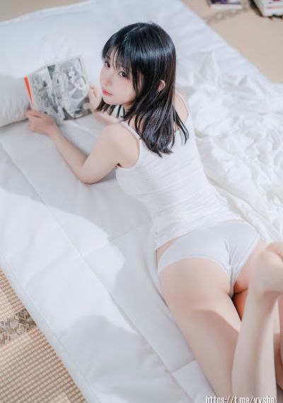 欧美中年情侣_4K全集免费观看