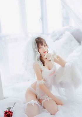 欧美极品美女给你搞_在线完整观看
