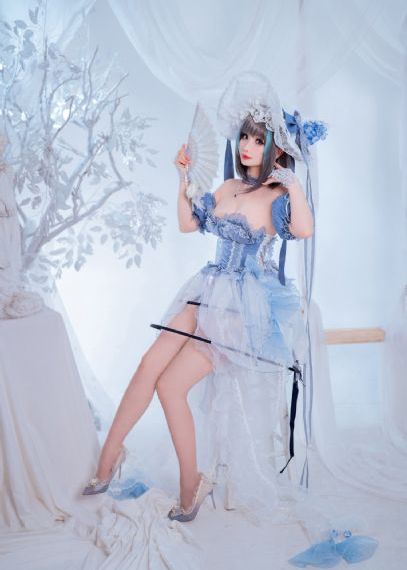 欧美裸体艺木_蓝光高清在线观看