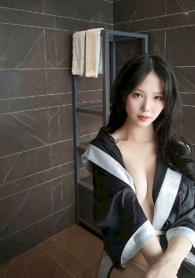 两个人看的视频www在线高清_剧情片全集免费观看