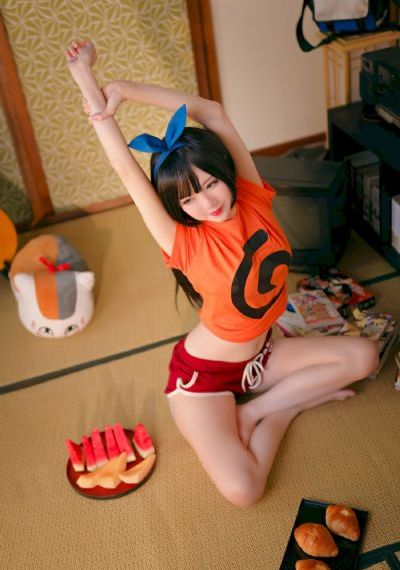 国产美女极品在线_BD韩语超清在线观看