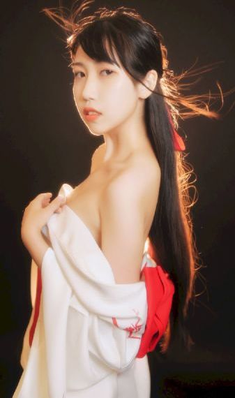 欧美成熟男头_BD国语韩国电影在线观看