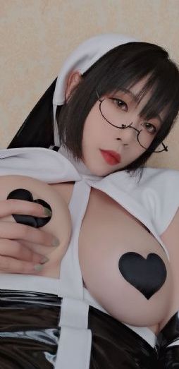 情侣头像欧美背面_未删减完整版
