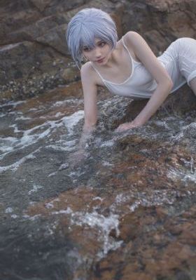 欧美大逼_DVD在线观看